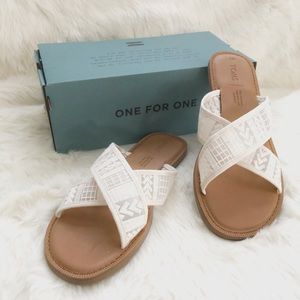 🆕 Toms ‘Viv’ Sandal
